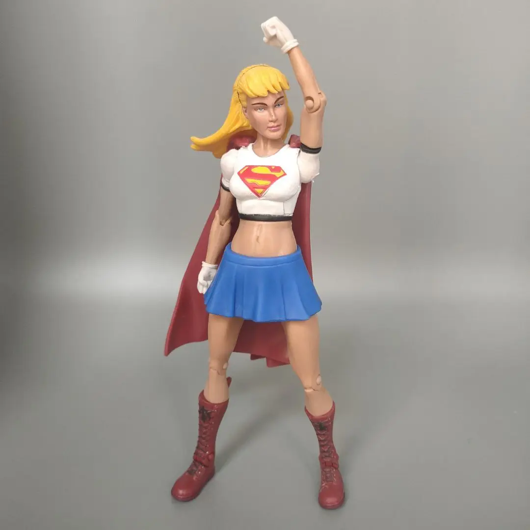 Model Kit Harley Quinn - Figura sciolta di Supergril dell'Universo DCU