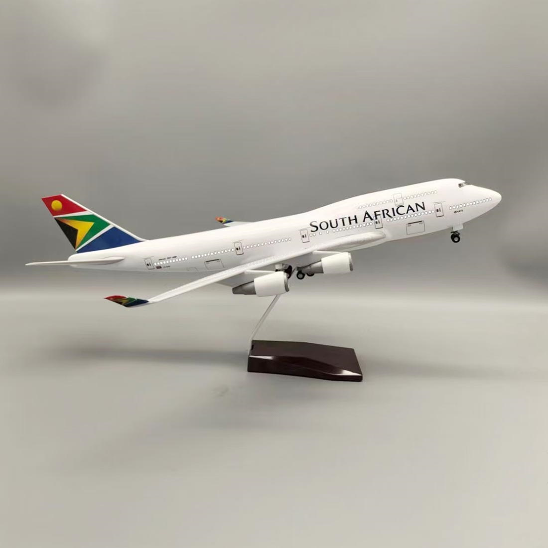 Model Kit Aircraft - Giocattoli per bambini Sudafrica 1:150 B747