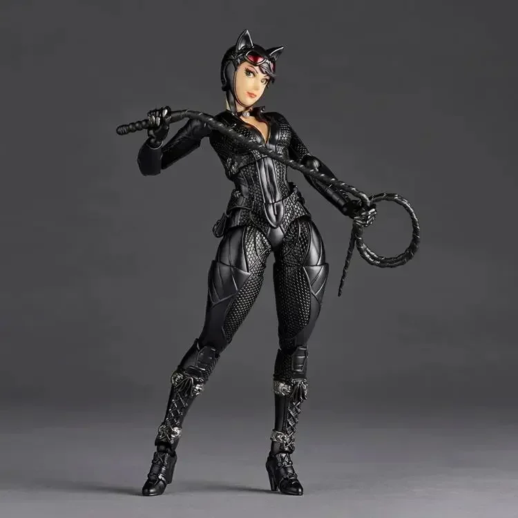 In Magazzino Arkahm Fabbrica M - Model Kit Harley Quinn recensione e prezzo