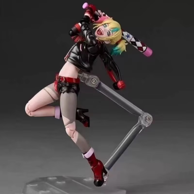 Disponibile Kaiyodo Harley Qui - Model Kit Harley Quinn recensione e prezzo