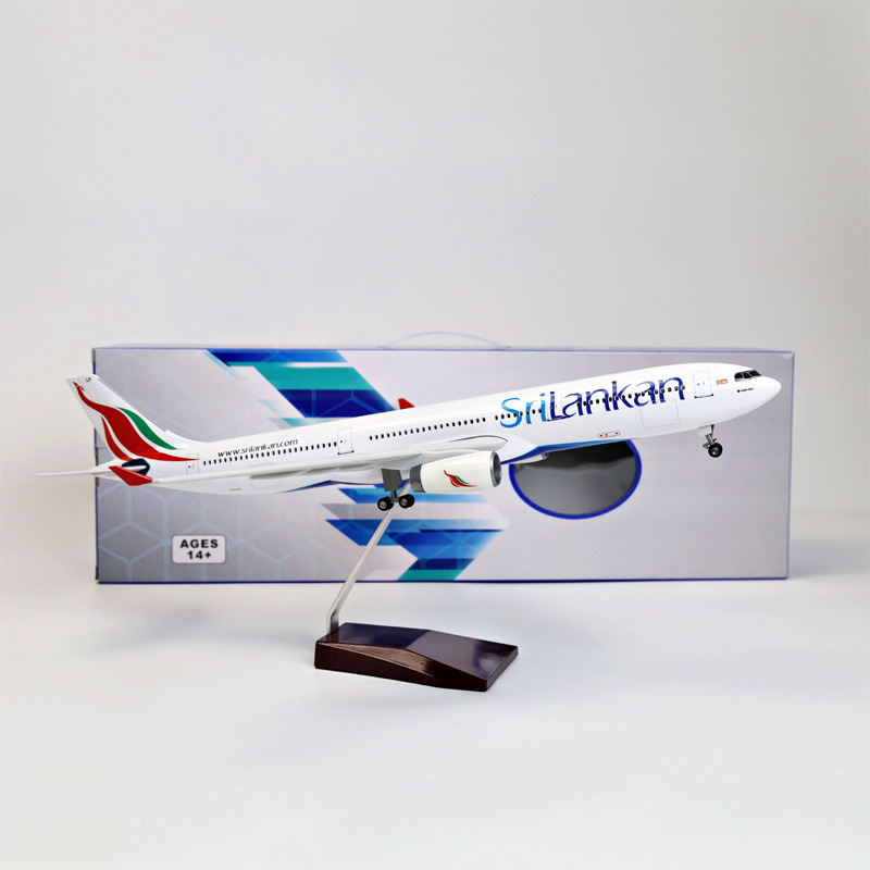Modellino di Aereo A330 in Res - Model Kit Aircraft recensione e prezzo