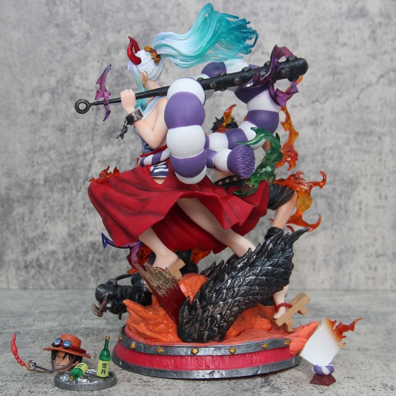 Statuetta Anime One Piece di B - Model Kit Yamato recensione e prezzo