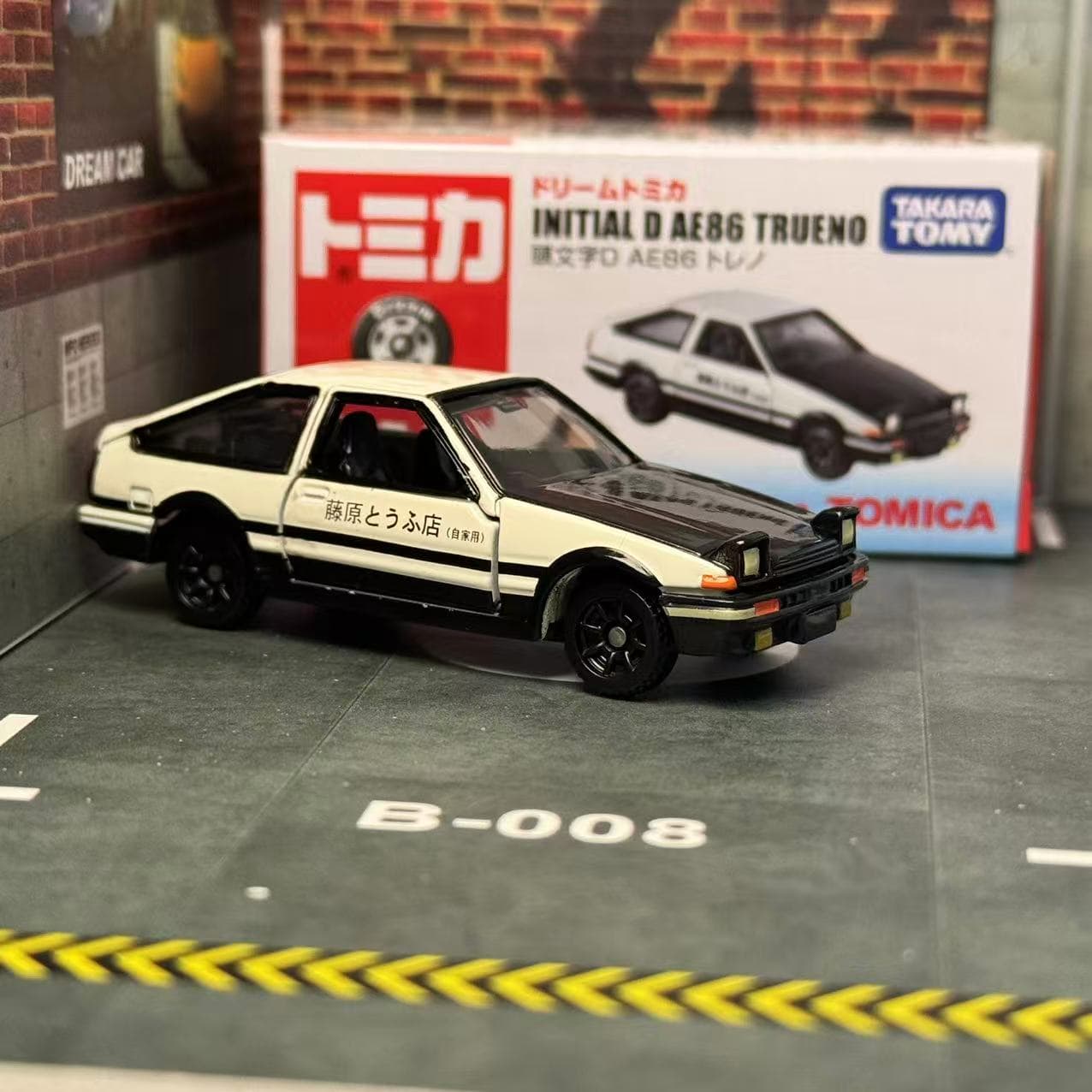 Sogno Tomica NO. 145 Iniziale  - Model Kit Ae86 recensione e prezzo