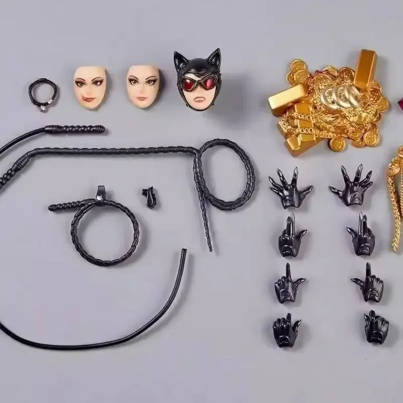Figurina Modello Revoltech Cat - Model Kit Harley Quinn recensione e prezzo
