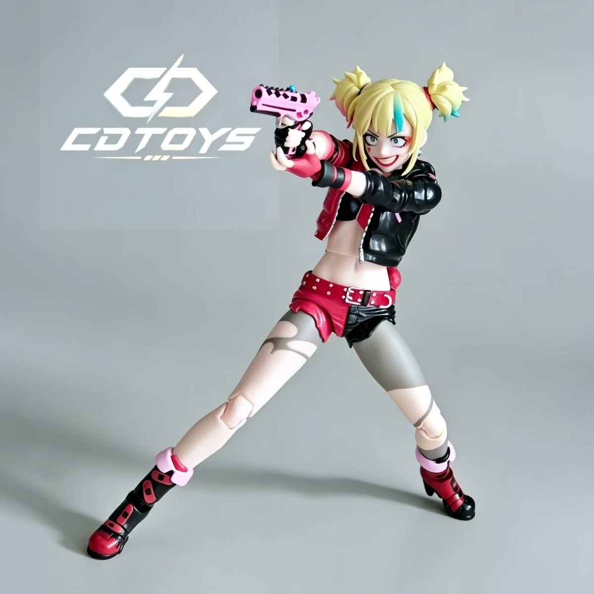 Nuove Action Figure di Harley  - Model Kit Harley Quinn recensione e prezzo